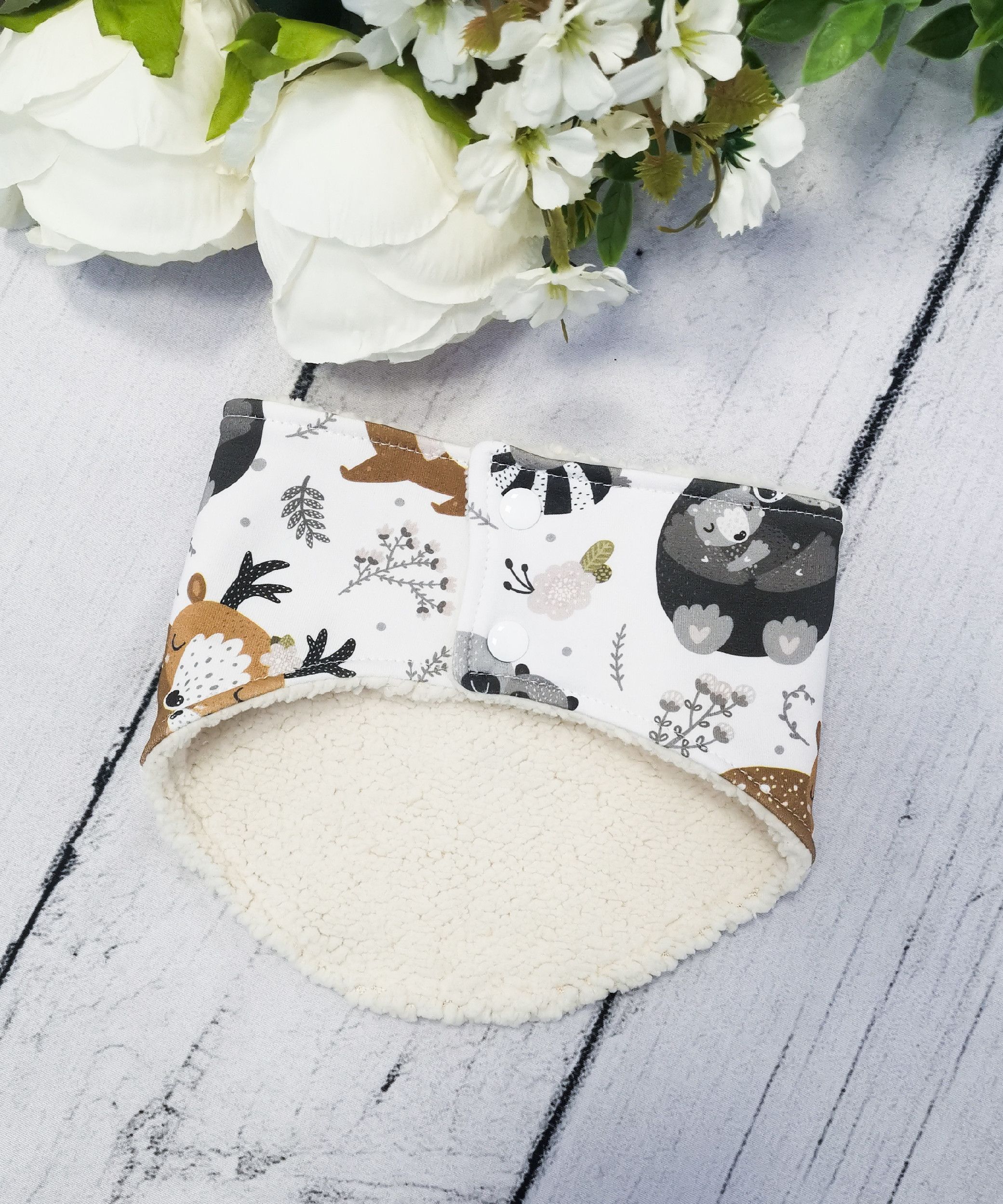 Kulišárny (handmade) Nákrčník s beránkem - rozpínací ,,BeDeer ,, beige,, VELIKOST: 74-80 - obrázek 2
