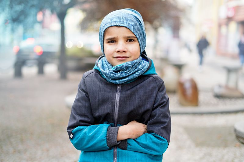 Unuo, Dětská čepice fleecová spadená, Sharp kluk Velikost: S (45 - 48 cm) - obrázek 3