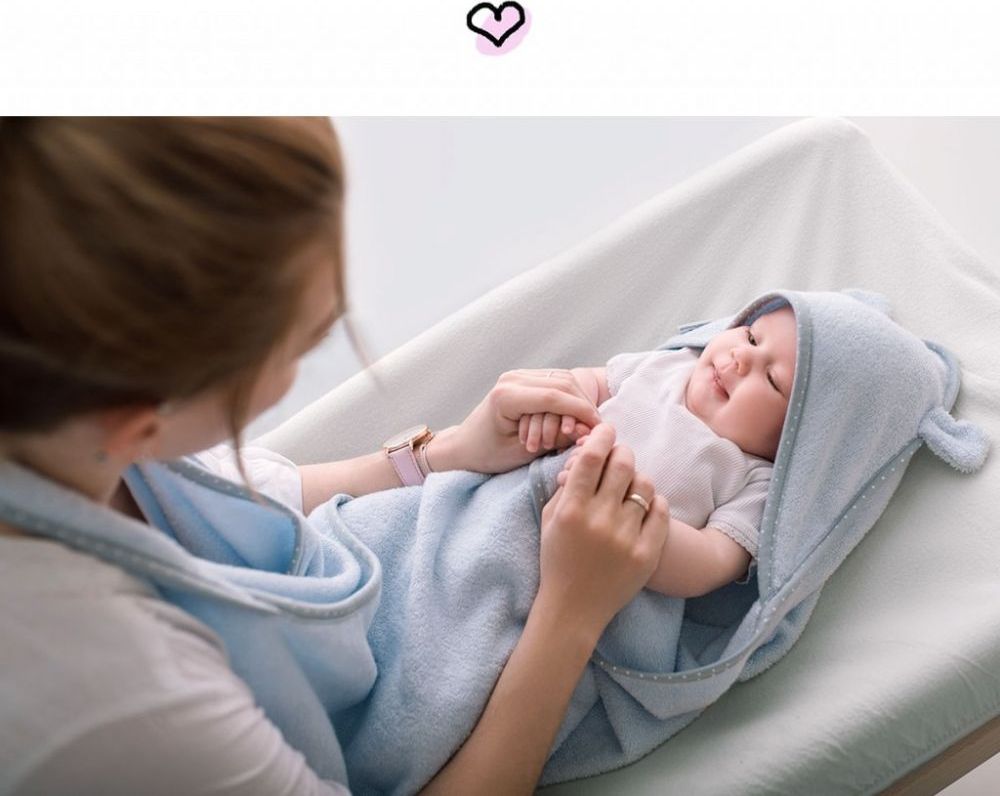 Pastelová osuška Lullalove Modrá 2021 - obrázek 1
