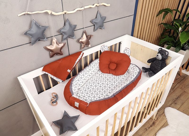 Baby Nellys Sada komplet oboustr. hnízdečko Vafel, 60 x 90 cm - Kostky, cihlová, bílá - obrázek 1