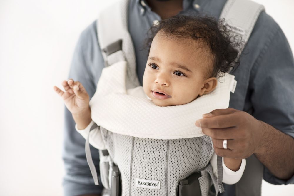 Bryndák do nosítka BabyBjörn One Tencel - obrázek 2