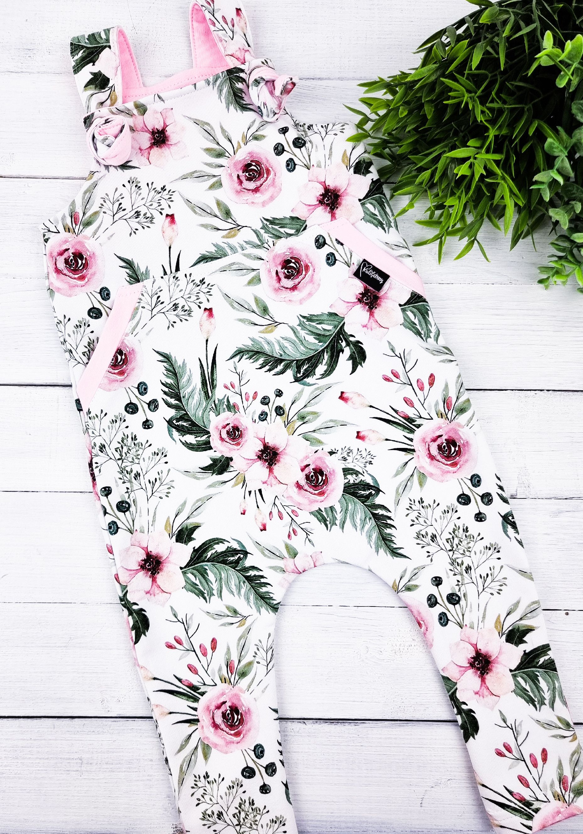 Kulišárny (handmade) Laclové tepláčky ,,RosAntic,, Baby Pink VELIKOST: 56