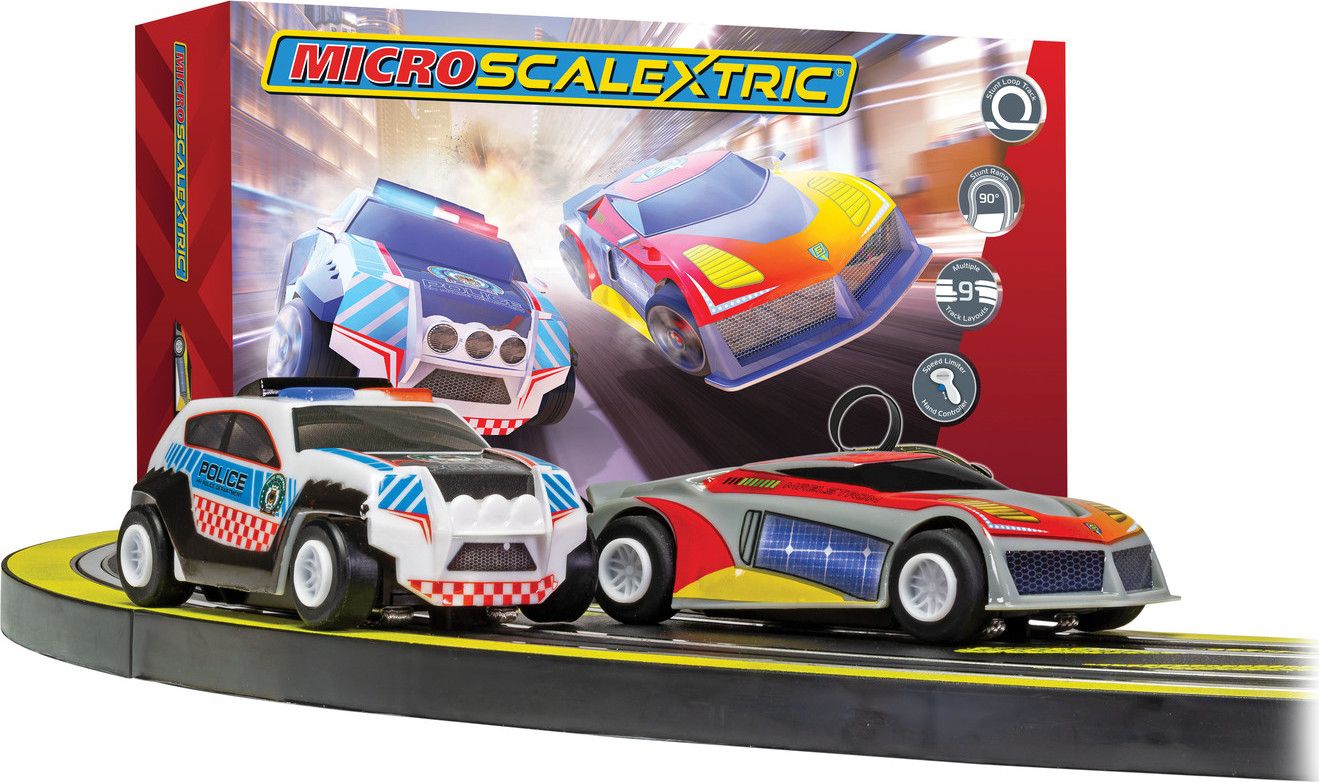 Autodráha MICRO SCALEXTRIC G1149P - Law Enforcer Mains Powered Race Set (1:64) - obrázek 1