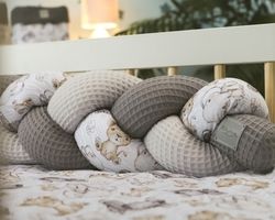 Mantinel copánkový kolem celé postýlky VAFLE - SAFARI LUX hnědo-béžový - BabyNellys - obrázek 4