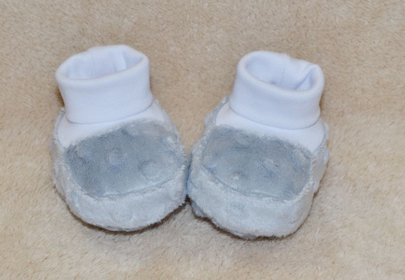 Kojenecké papučky Dětský svět Minky světle šedé velikost 00 (Papučky pro miminko, Dětský svět, Minky světle šedé velikost 00) - obrázek 1