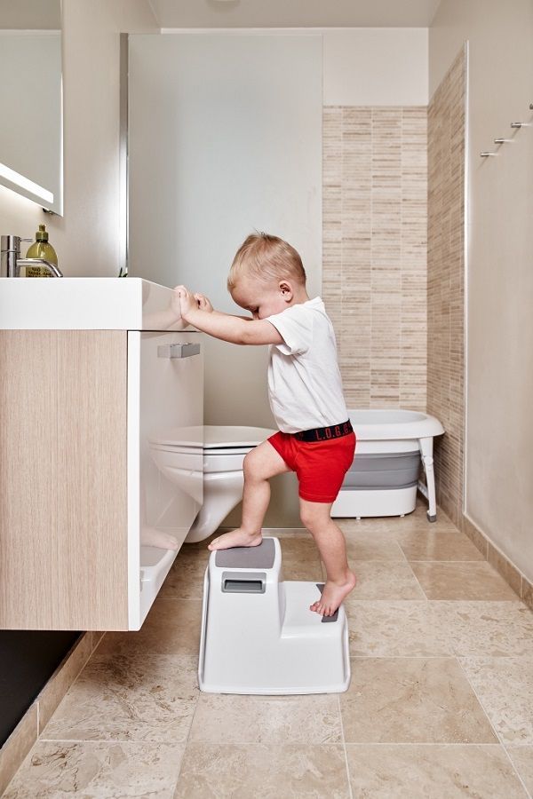Protiskluzové stupátko schůdky Baby Dan - obrázek 2