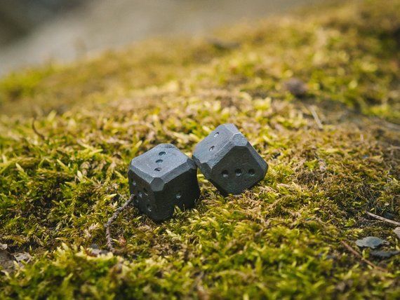 TLAMA games Kovaná železná hrací kostka - 16 mm - obrázek 1