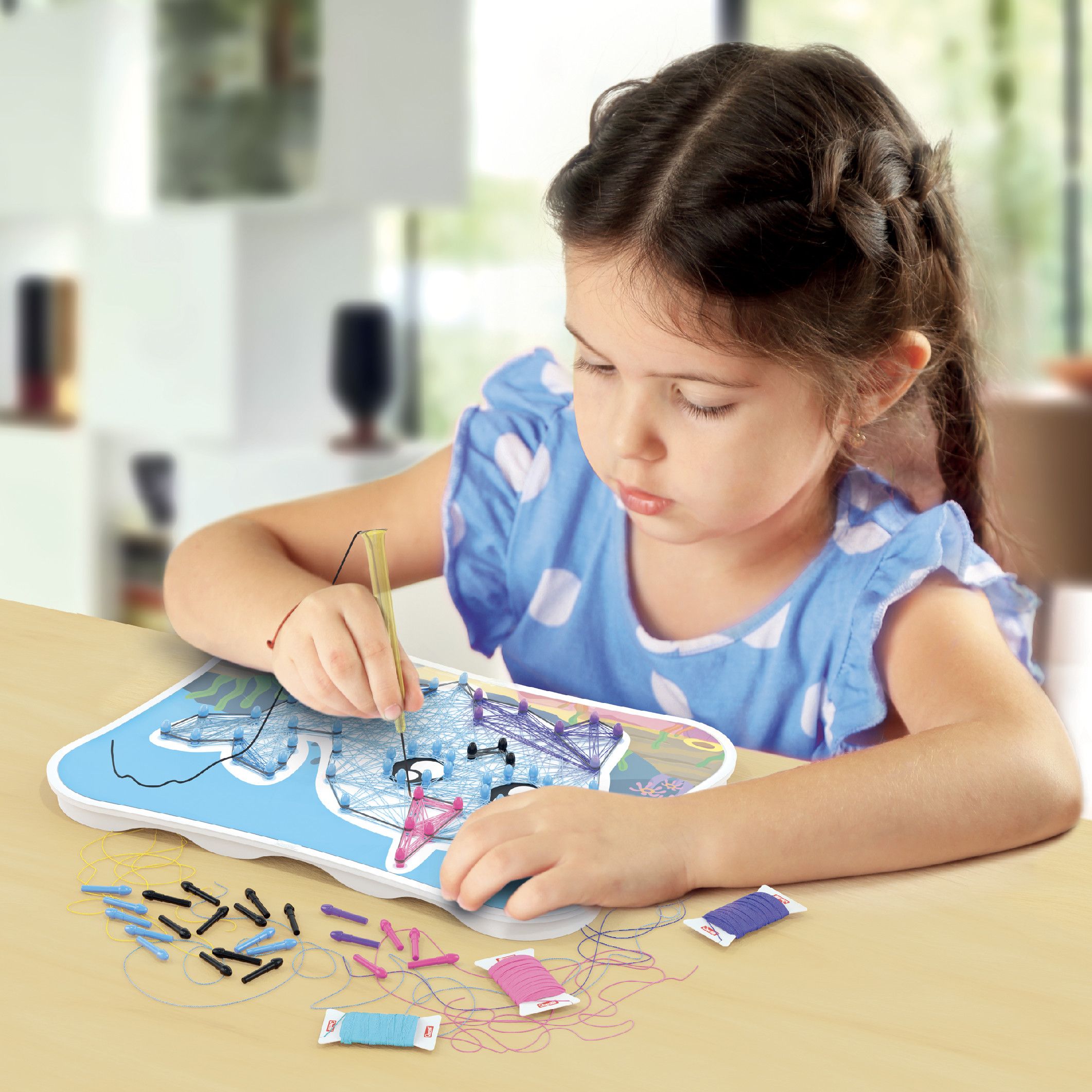 Quercetti Play Creativo String Art Animals – kreslení pomocí nití a kolíčků - obrázek 3