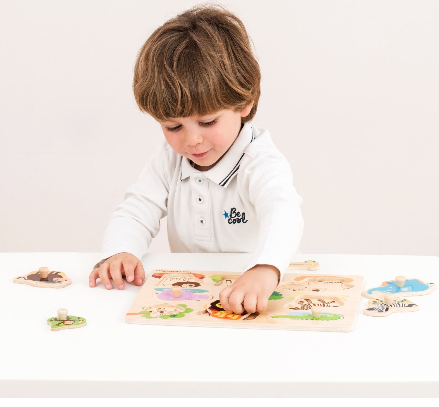 New Classic Toys Dřevěné vkládací puzzle safari - obrázek 4