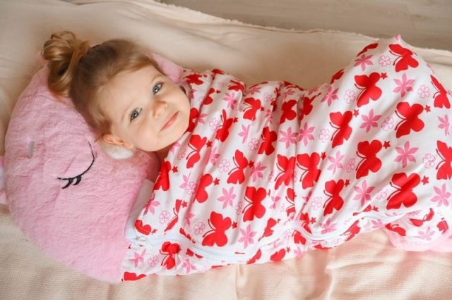 TM Toys Happy Nappers Spacáček Usínáček Růžová kočička Charlotte - obrázek 4