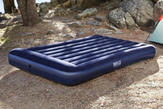 Bestway 67681 Semišová nafukovací matrace TRITECH 191 x137 x 30 cm - obrázek 3