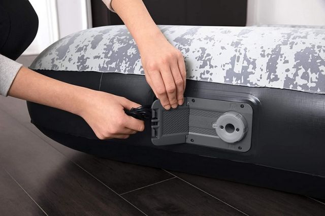 Bestway 67834 Semišová nafukovací matrace TRITECH s el. pumpou 188 x 99 x 30 cm - obrázek 3