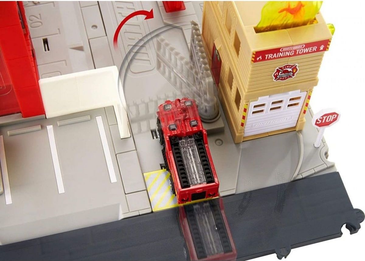 Matchbox Auto Hasičská stanice se světly a zvuky - obrázek 8