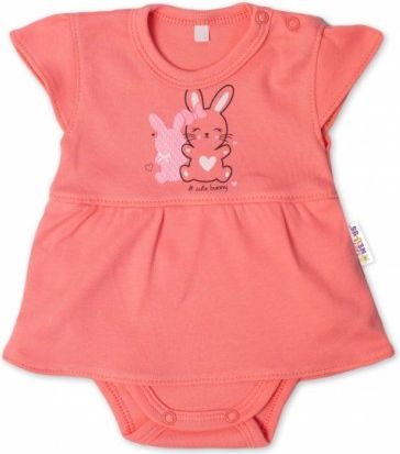 Baby Nellys Bavlněné kojenecké sukničkobody, kr. rukáv, Cute Bunny - lososové, Velikost koj. oblečení 86 (12-18m) - obrázek 1