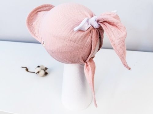 Baby Nellys Baby Nellys Lehký mušelínový šátek s kšiltem na zavazování + mašle, pudrový 80-98 (9-36m) - obrázek 3