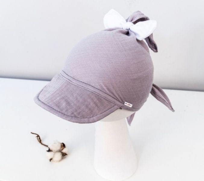 Baby Nellys Baby Nellys Lehký mušelínový šátek s kšiltem na zavazování + mašle, šedá 80-98 (9-36m) - obrázek 3