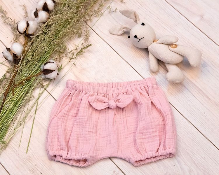 Baby Nellys Baby Nellys Mušelínové letní kraťasky GIRL s mašličkou - pudrově růžová, vel. 92/98 92-98 (18-36m) - obrázek 1