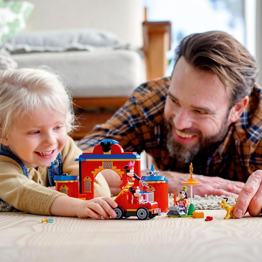 LEGO Hasičská stanice a auto Mickeyho a přátel 10776 - obrázek 4