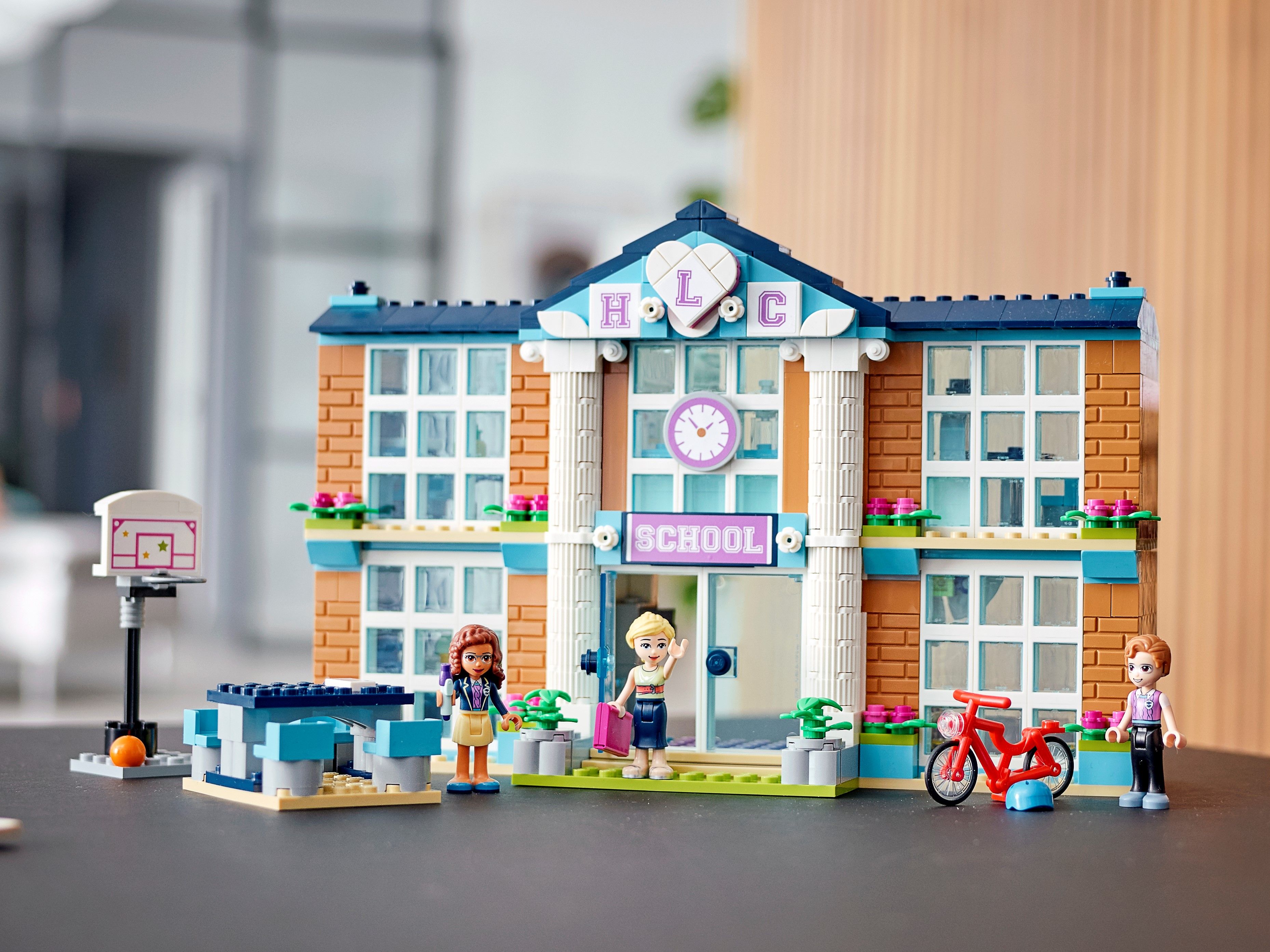 LEGO Škola v městečku Heartlake 41682 - obrázek 5