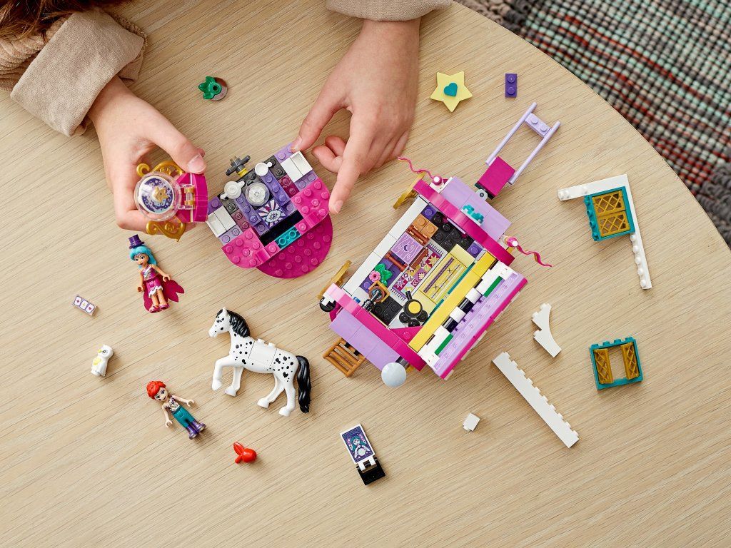 LEGO Kouzelný karavan 41688 - obrázek 14