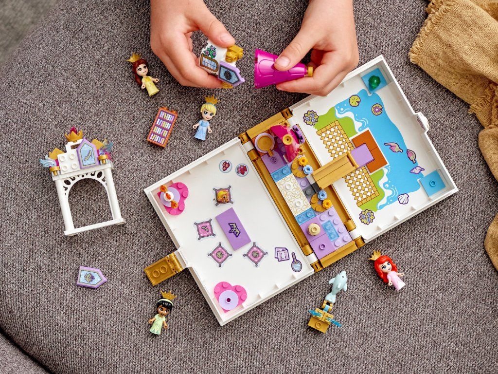 LEGO Ariel, Kráska, Popelka a Tiana a jejich pohádková kniha dobrodružství 43193 - obrázek 10
