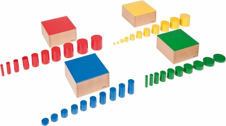 Nienhuis Montessori Set Of Knobless Cylinders - obrázek 1