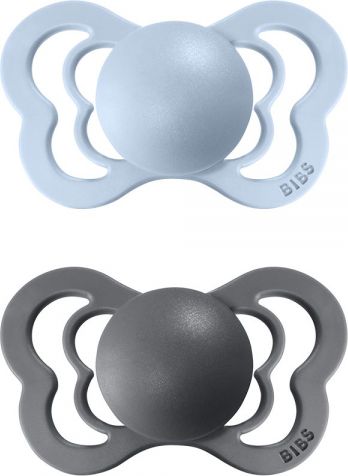 Bibs Dudlíky COUTURE Iron/Baby Blue velikost 2, přír.kaučuk 2ks - obrázek 1