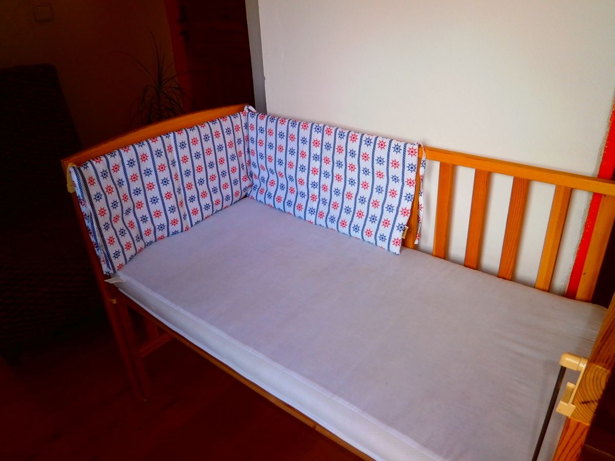 KHC Mantinel do postýlky 120 cm Kormidla na bílé 4-bodový 100% bavlna - obrázek 2