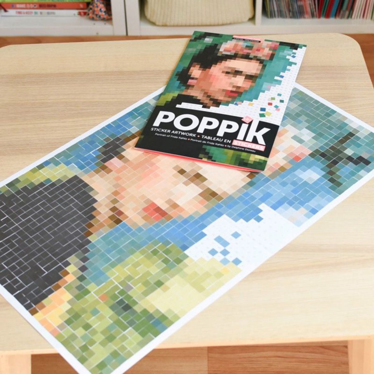 Poppik Samolepkový plakát Frida Kahlo portrét - obrázek 3
