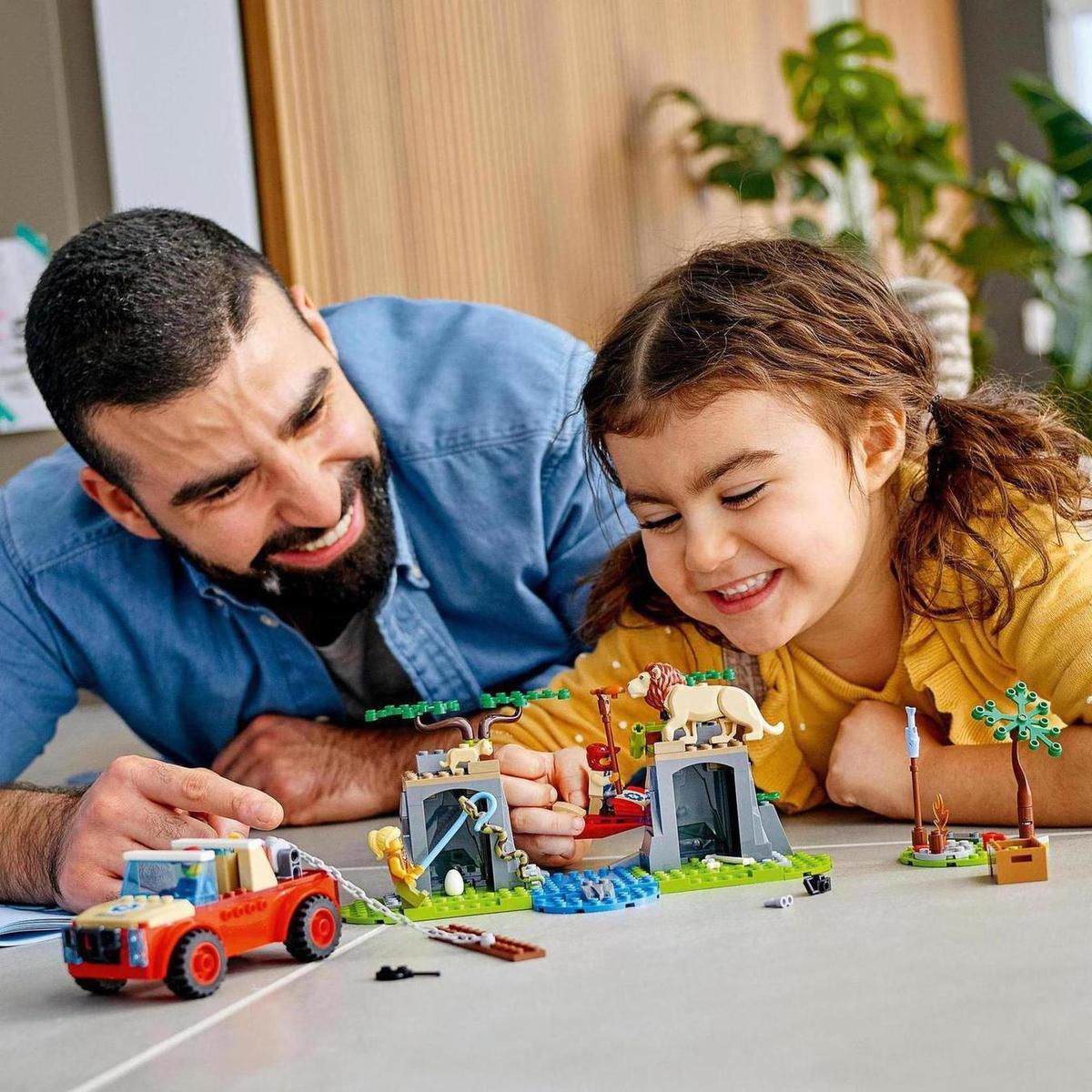 LEGO® City 60301 Záchranářský teréňák do divočiny - obrázek 3