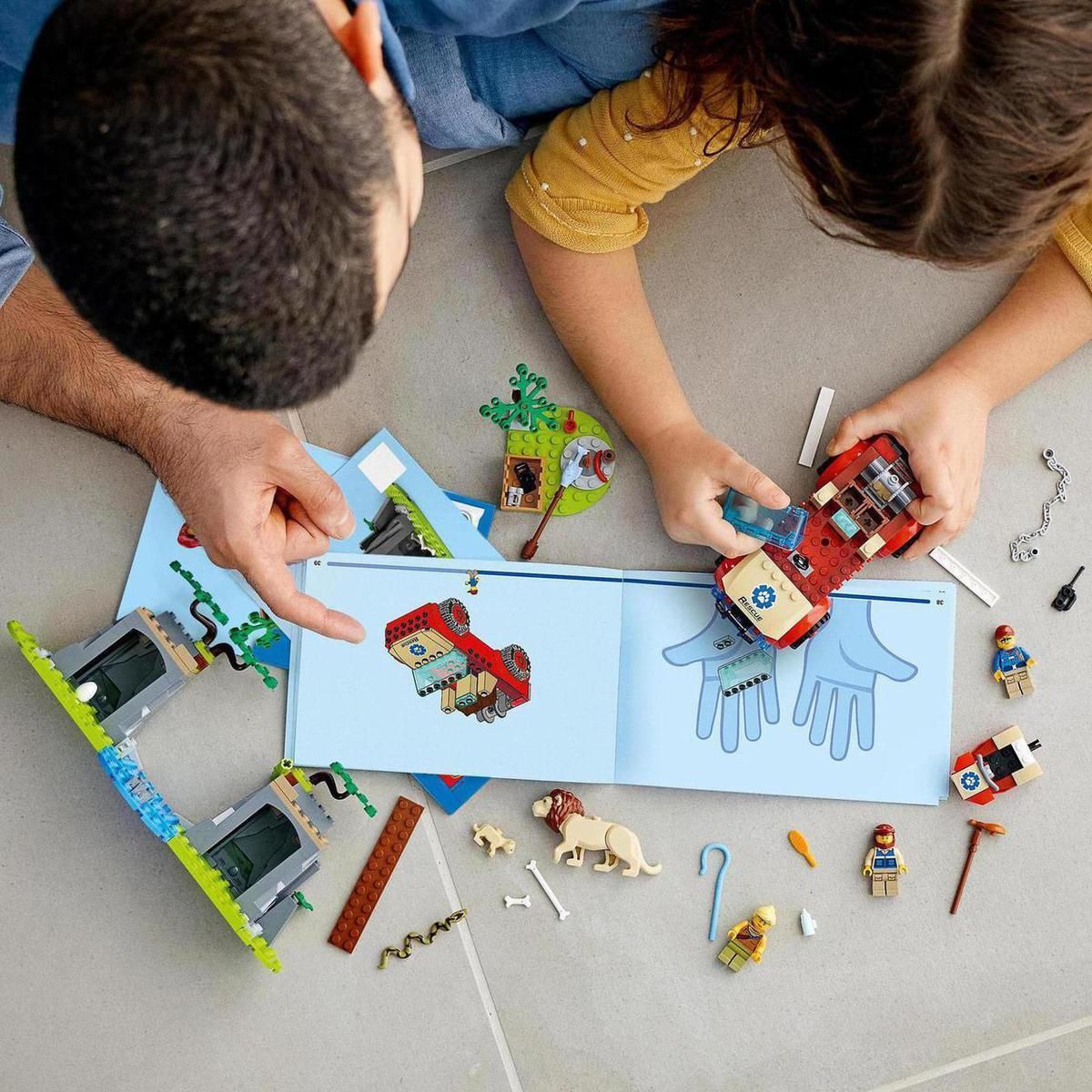 LEGO® City 60301 Záchranářský teréňák do divočiny - obrázek 4