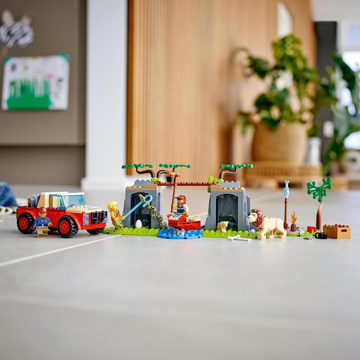LEGO® City 60301 Záchranářský teréňák do divočiny - obrázek 5
