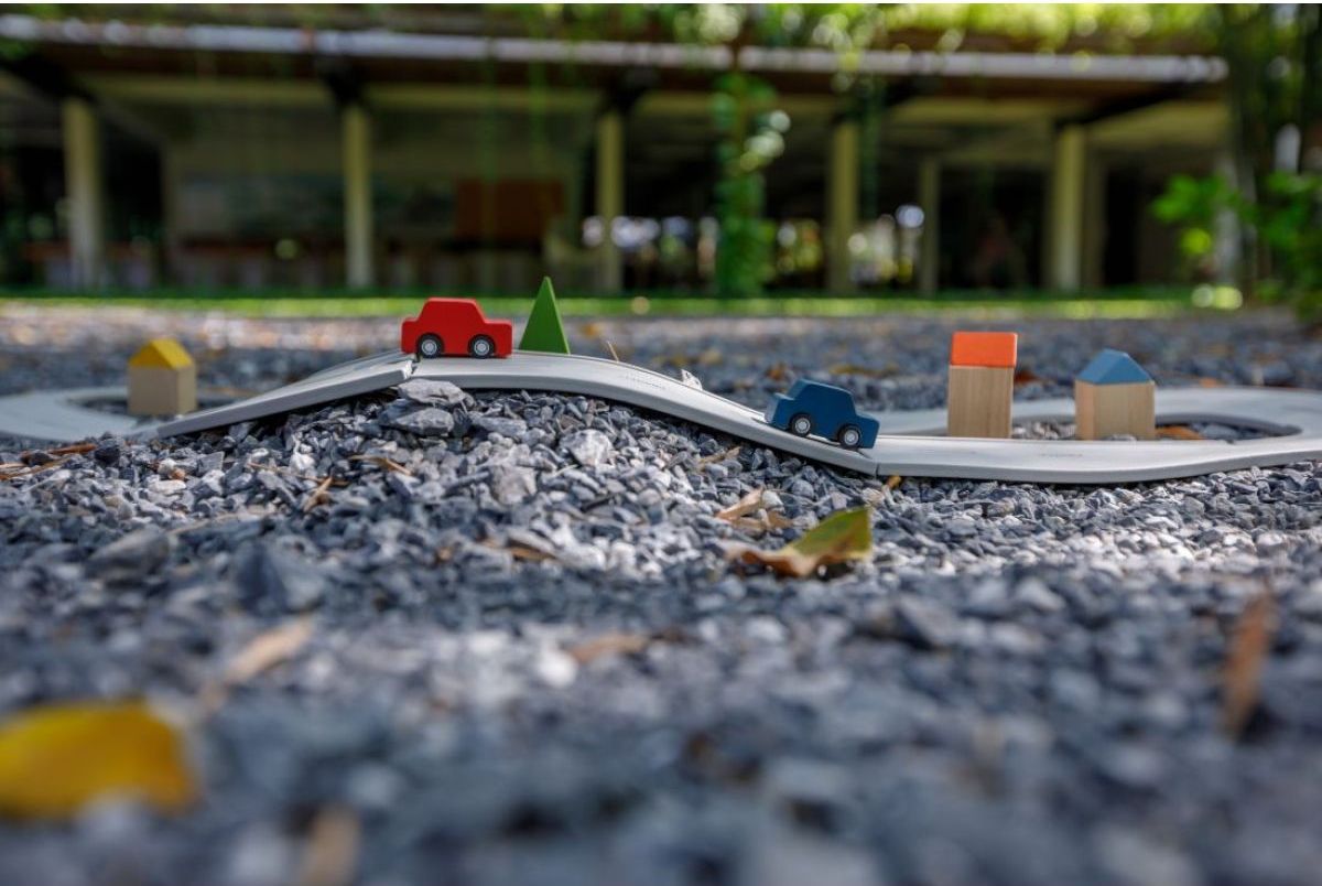PlanToys Gumová auto vláčkodráha - obrázek 7