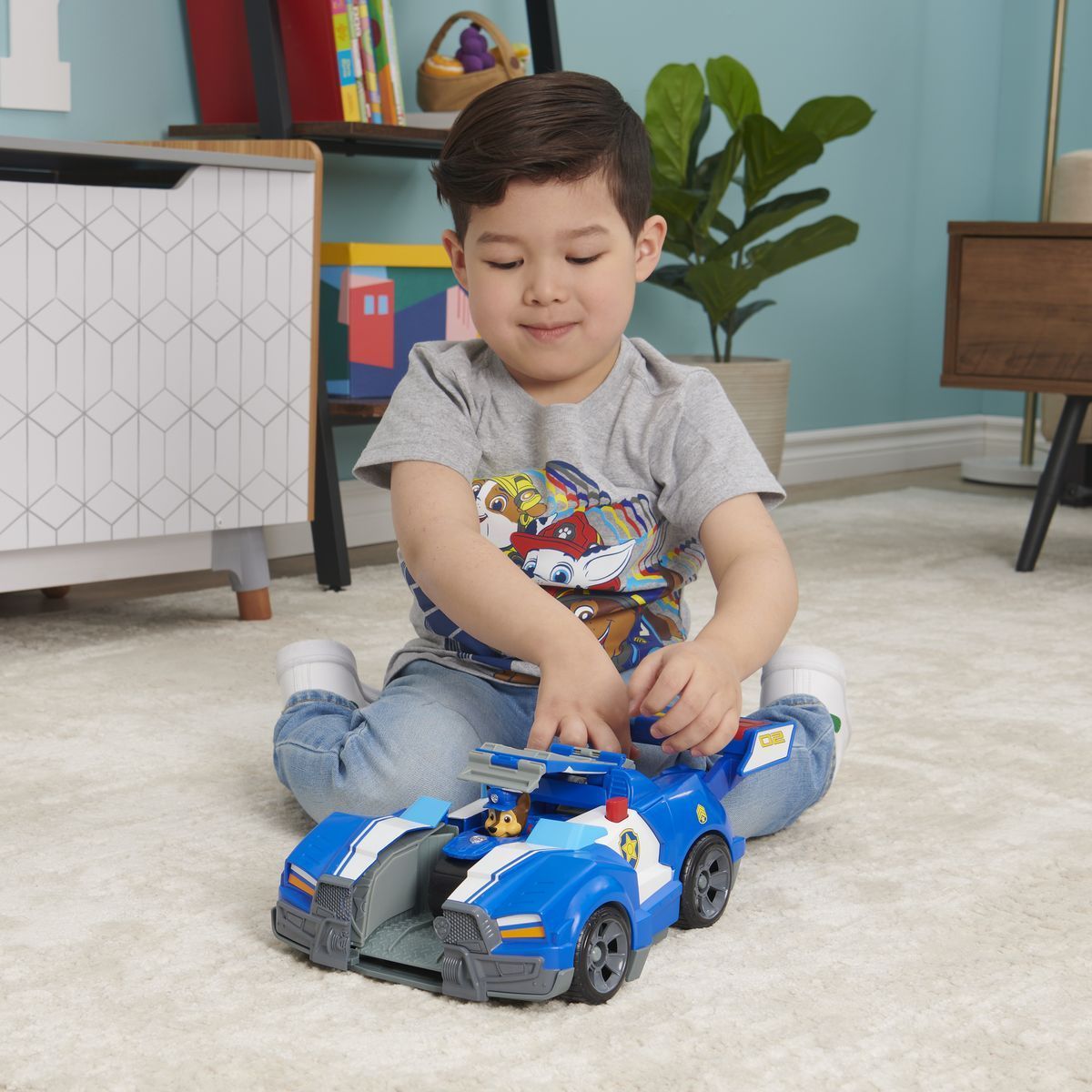 Spin Master Paw Patrol Film Chaseovo auto s motorkou v jednom - obrázek 5