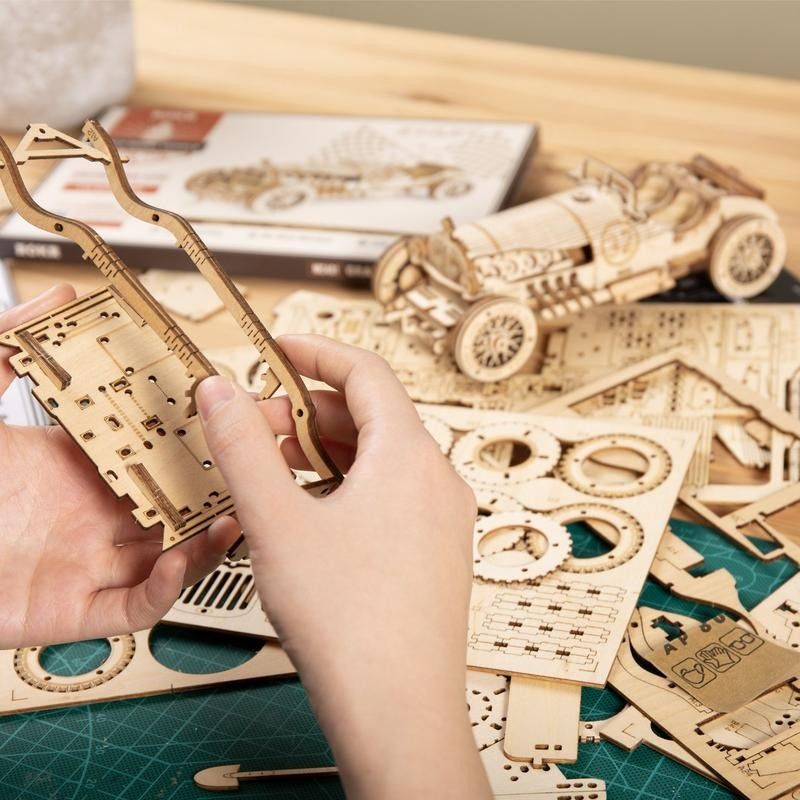 RoboTime dřevěné 3D puzzle Závodní auto - obrázek 4