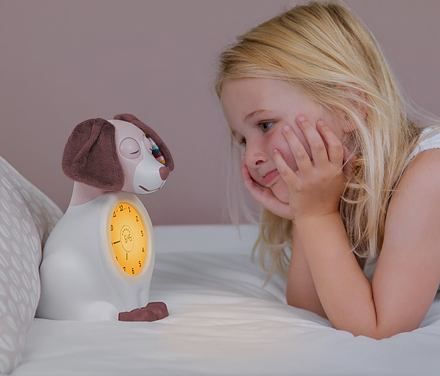 ZAZU Pejsek DAVY růžový - tréninkový budík s nočním světlem - obrázek 3