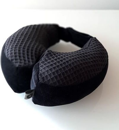 Rollersy cestovní polštářek velikost M Black - obrázek 1