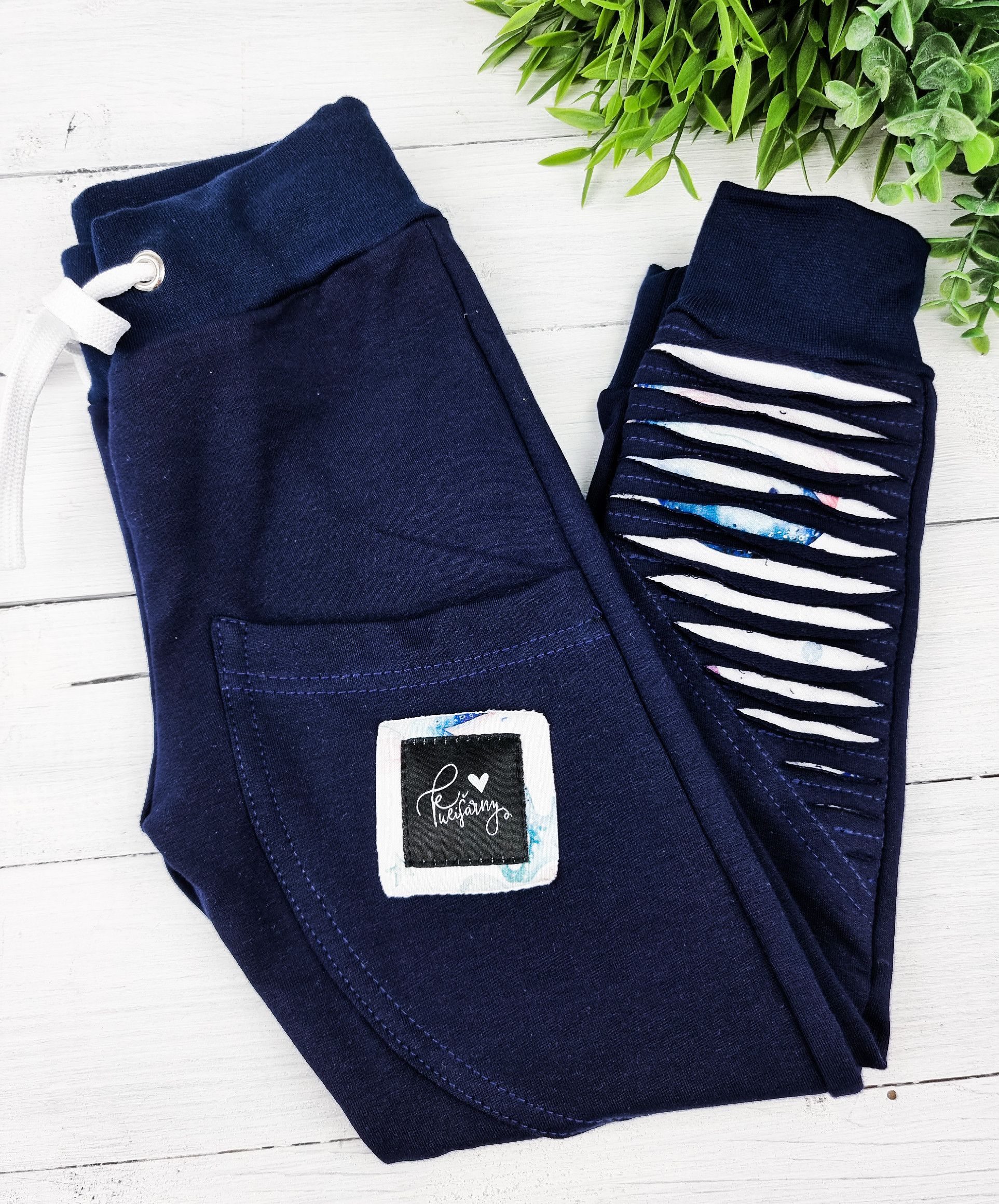 Kulišárny (handmade) Tepláčky rebel ,,OCEÁN,, navy VELIKOST: 86-92 - obrázek 1