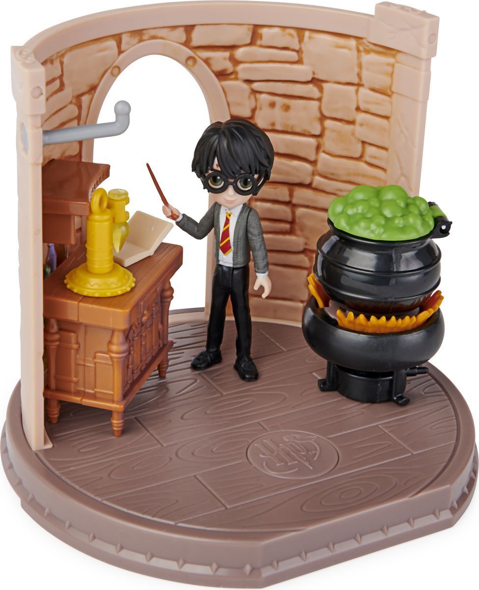 Spin Master Harry Potter Učebna Míchání Lektvarů s figurkou Harryho - obrázek 3