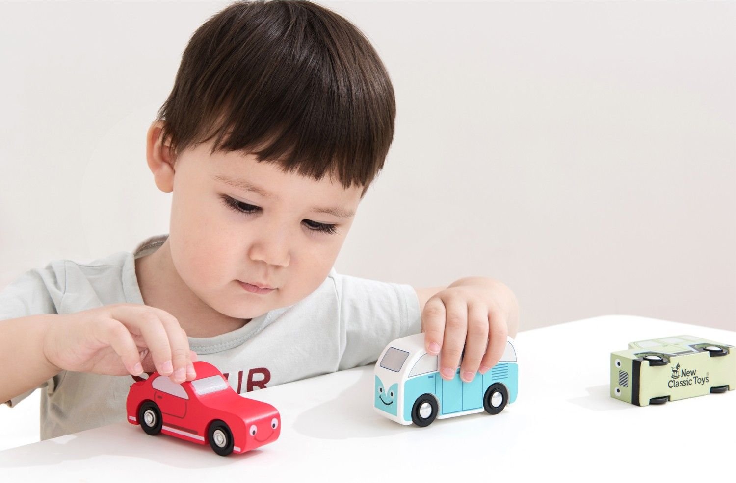 New Classic Toys Sada dřevěných mětských autíček - obrázek 5