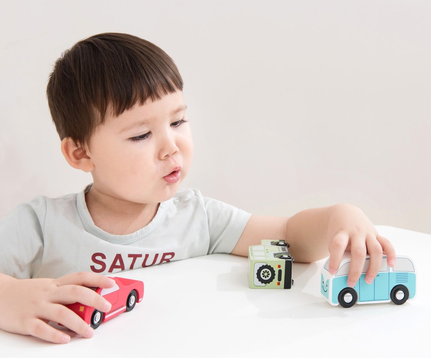 New Classic Toys Sada dřevěných mětských autíček - obrázek 6