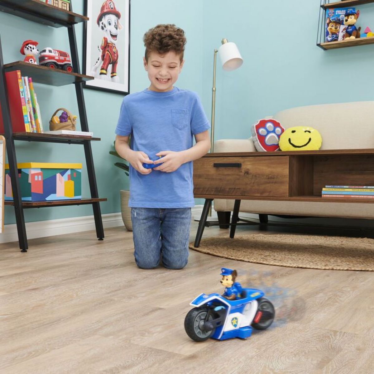 Spin Master Paw Patrol Chase s motorkou na dálkové ovládání - obrázek 6