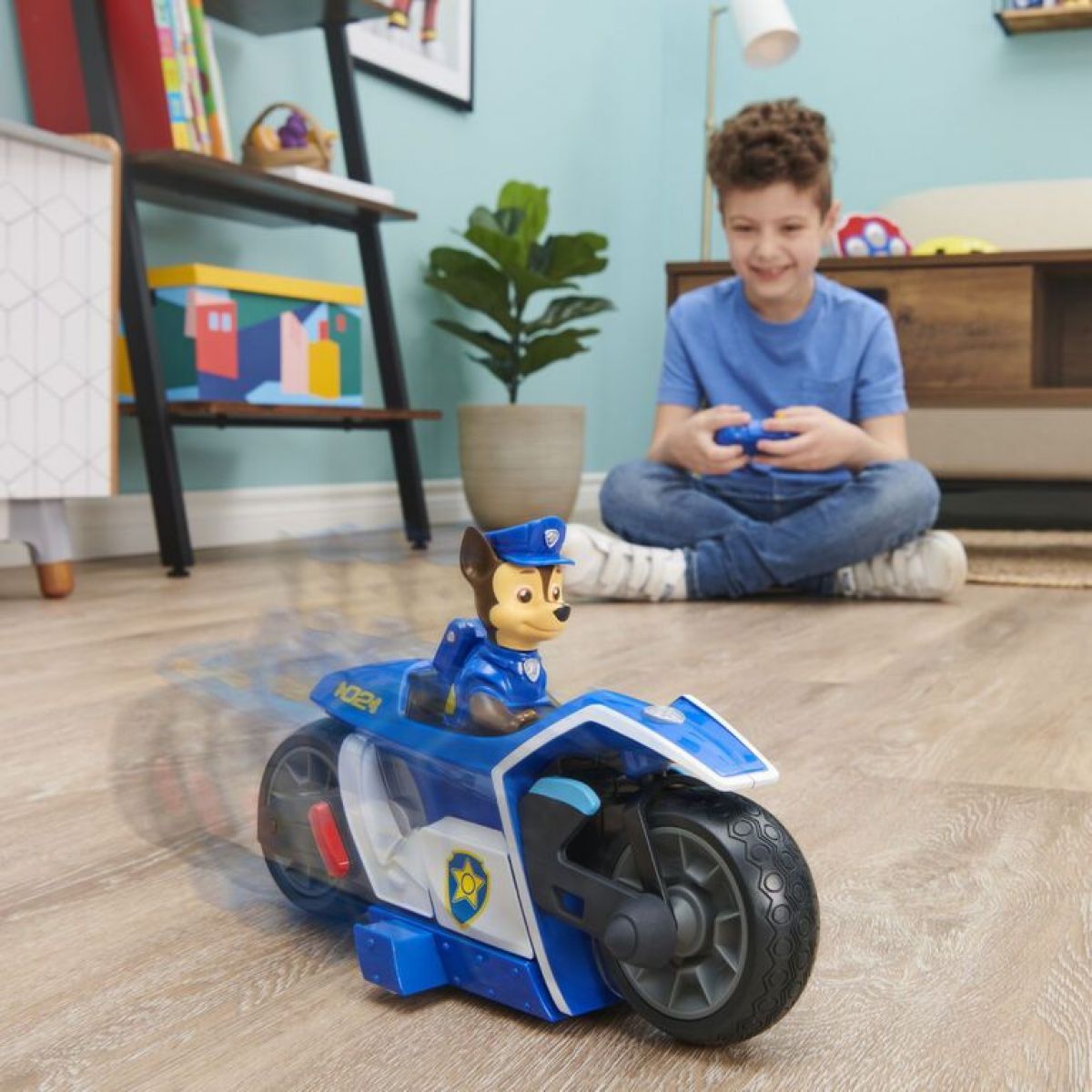 Spin Master Paw Patrol Chase s motorkou na dálkové ovládání - obrázek 7