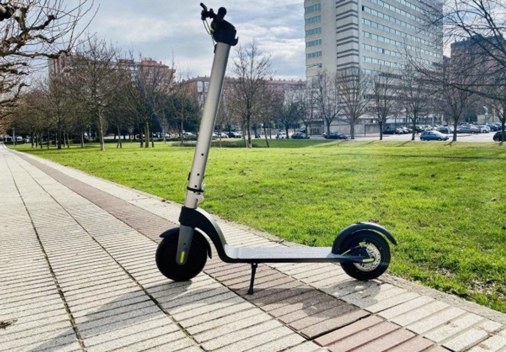 RCobchod Elektrická koloběžka Bongo Serie A Connected - obrázek 4