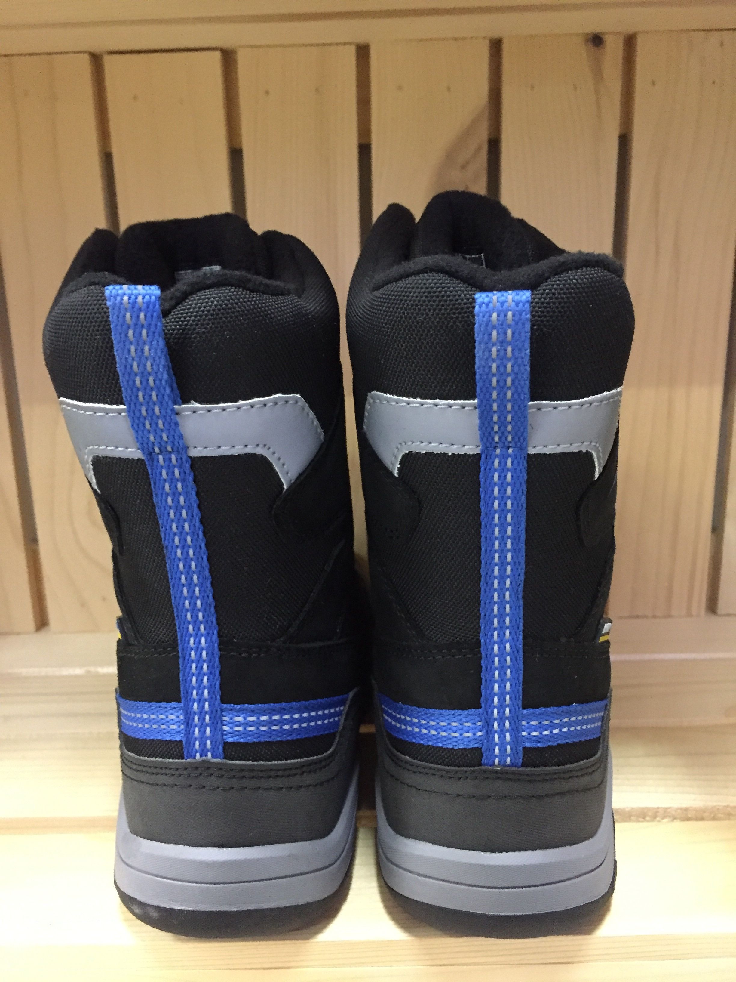 Keen Levo Winter WP Black/Baleine Blue Velikost: 32/33 - obrázek 3